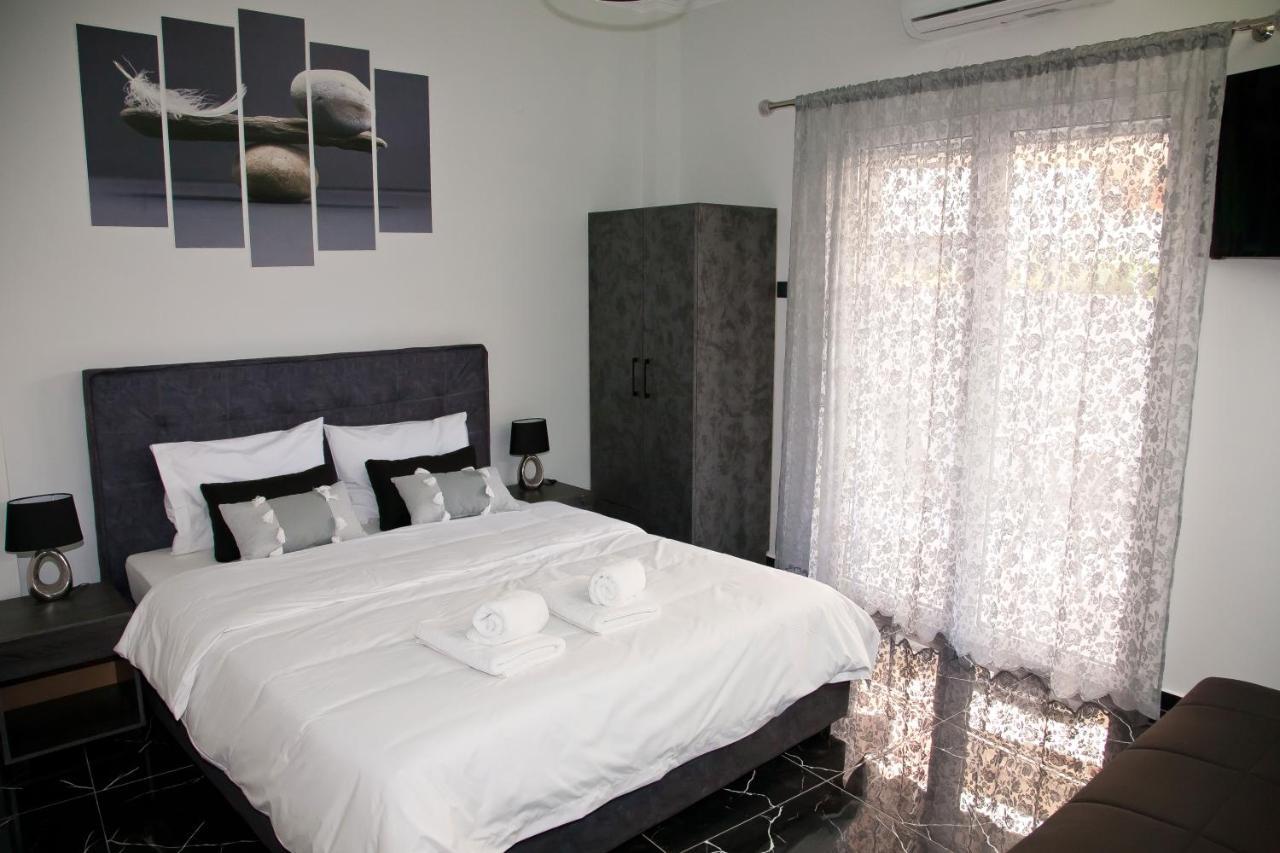 Chris Luxury Studio Ioannina Luaran gambar
