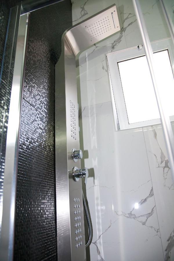Chris Luxury Studio Ioannina Luaran gambar
